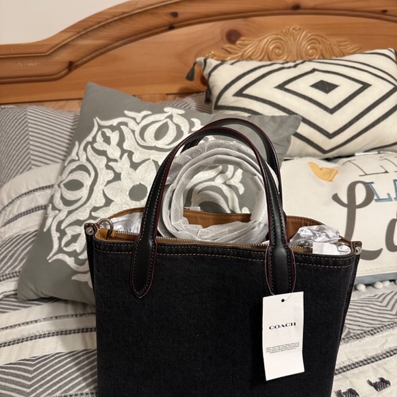 Coach Willow 24 - Black Denim - Picture 3 of 3